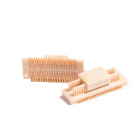 0.5mm 2 * 50P SMT Board-Board Bağlayıcıya Sahip Fosforlu PA9T Bronz Altın Flaş
